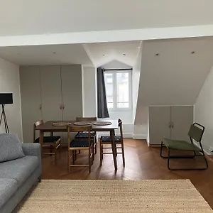 Maison Le Bac , Parigi Francia
