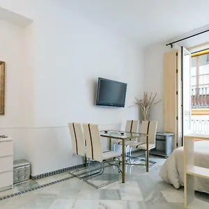 Holidays Isbilia Centro By Valcambre , Siviglia Spagna